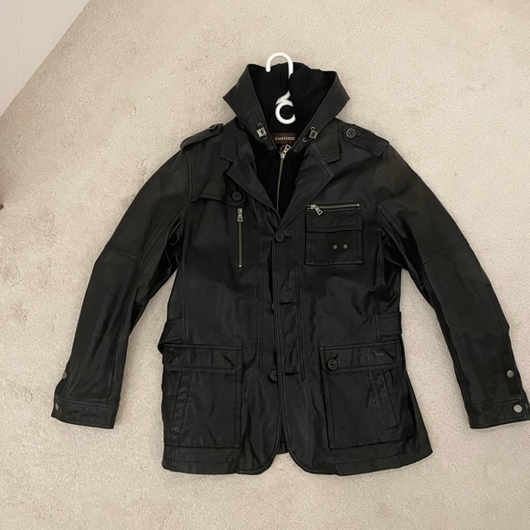 Danier Black Men's Jacket - Picture 3 of 4